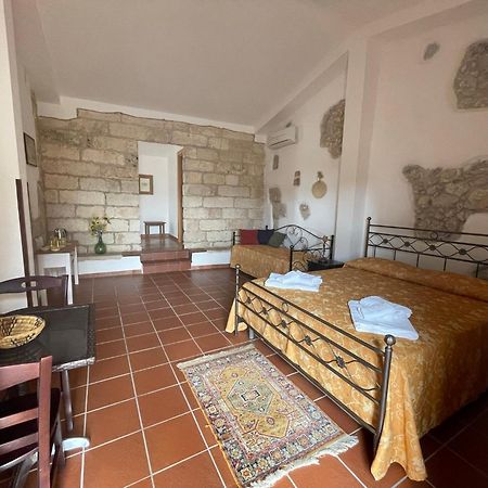 Agriturismo Masseria Saittole Carpignano Salentino Exteriör bild