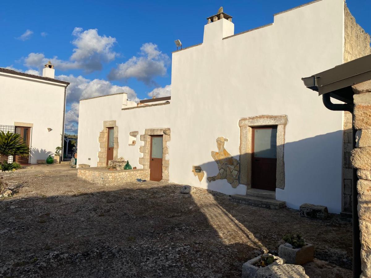 Agriturismo Masseria Saittole Carpignano Salentino Exteriör bild