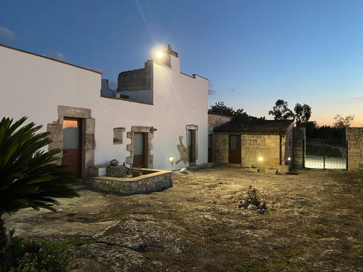 Agriturismo Masseria Saittole Carpignano Salentino Exteriör bild