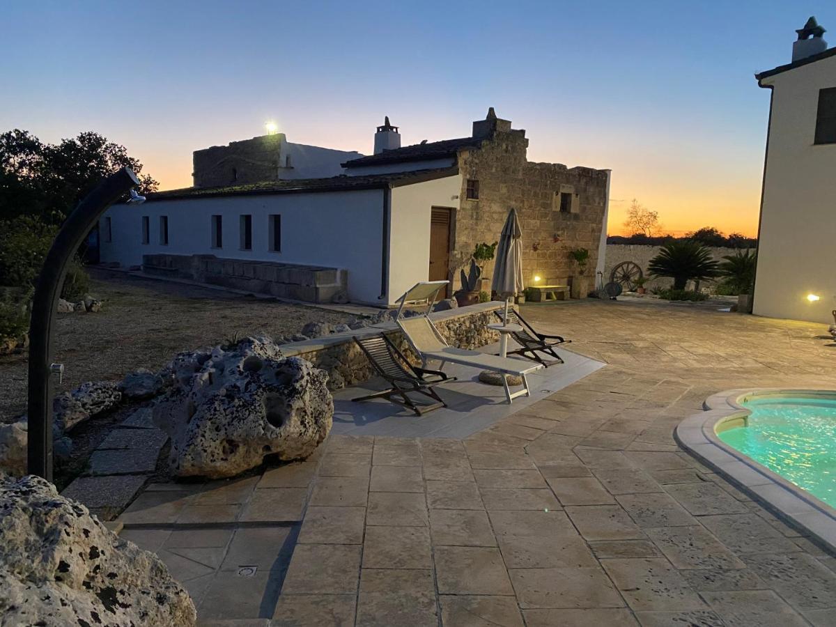 Agriturismo Masseria Saittole Carpignano Salentino Exteriör bild